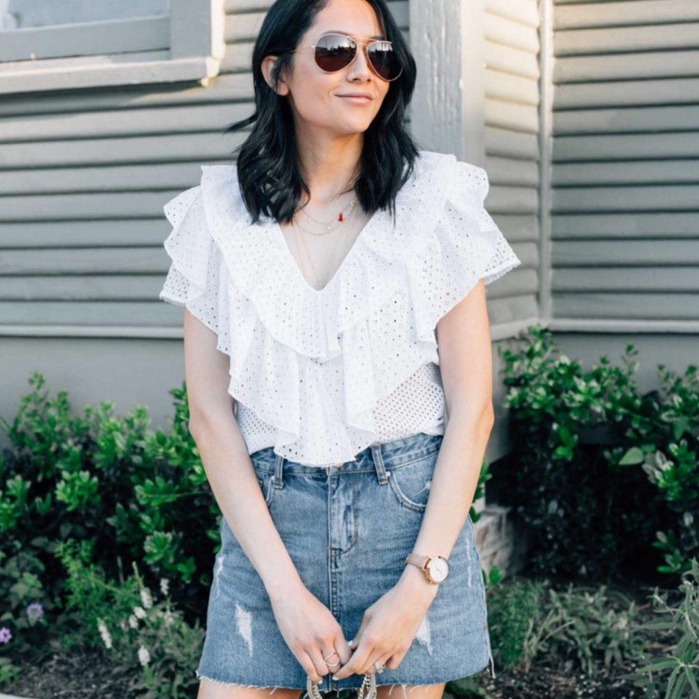Zara ruffles eyelet white top back buttons